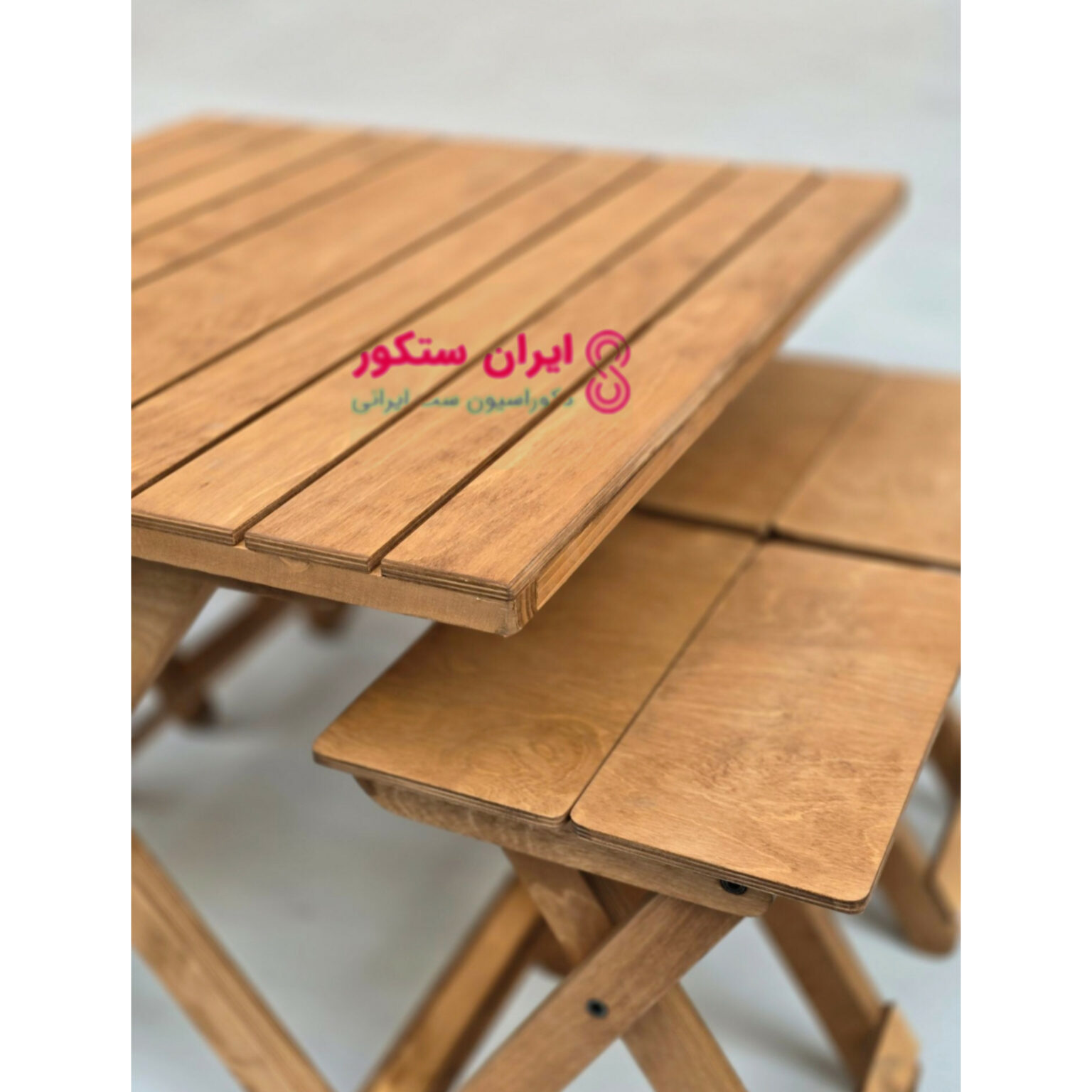 میز تاشو چوبی مناسب فضای کوچک